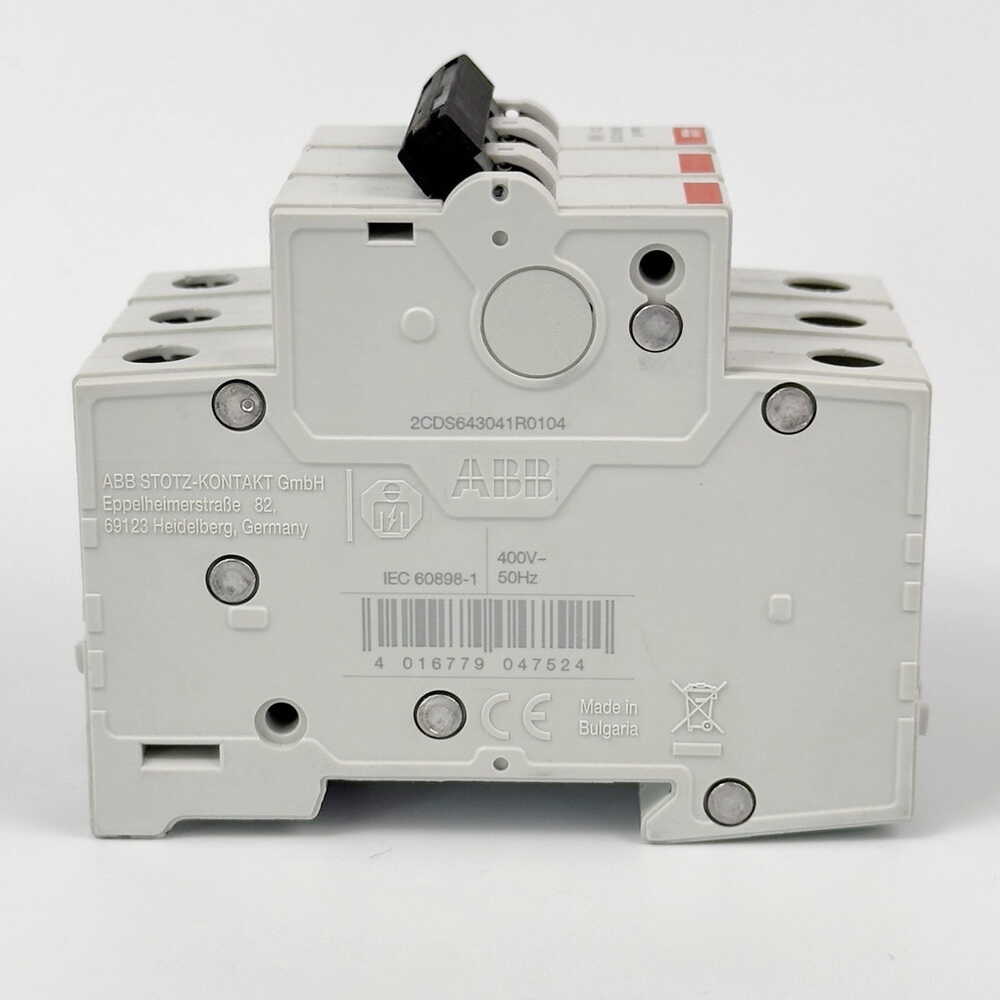 Автоматический выключатель ABB basic M 3P C10 ( 2CDS643041R0104 )